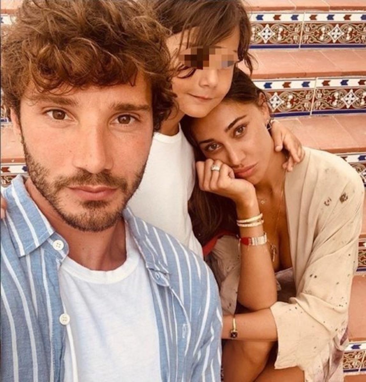 Belen Rodriguez Stefano De Martino insieme aeroporto