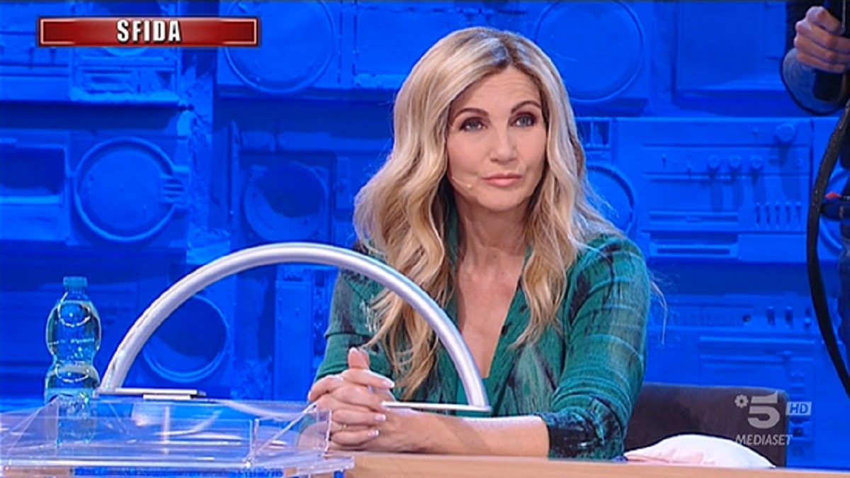 Lorella Cuccarini Assente Amici 21 Come Sta