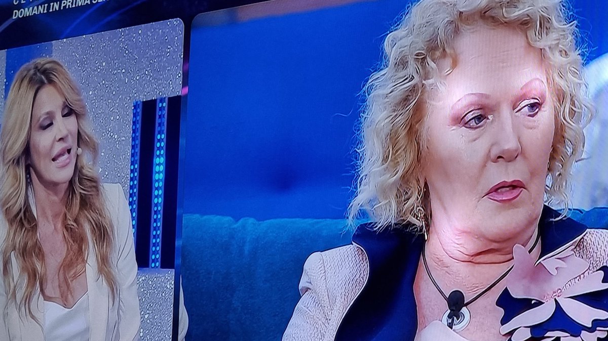 GF Vip 6, Adriana Volpe contro Katia Ricciarelli