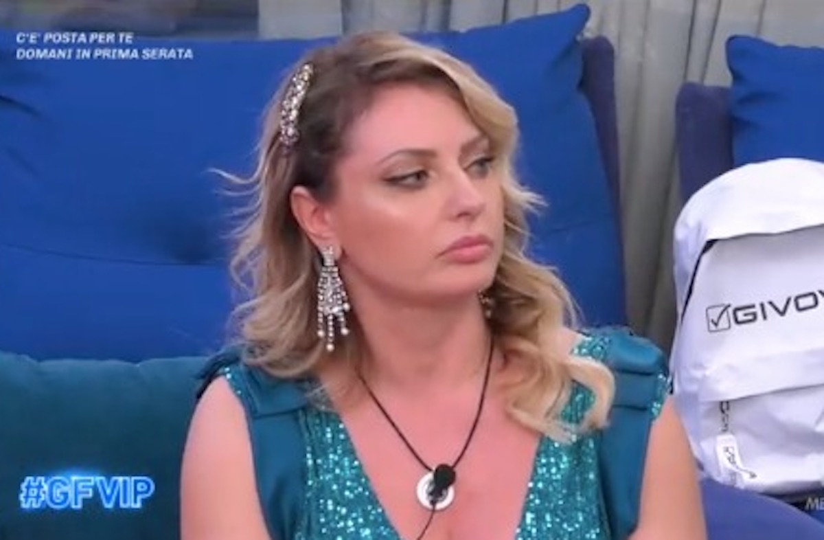 GF Vip 6 Soleil Sorge Manila Nazzaro lite pubblicità