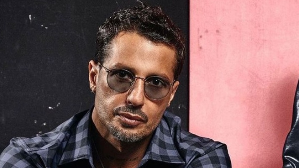fabrizio corona carlos foto perizoma