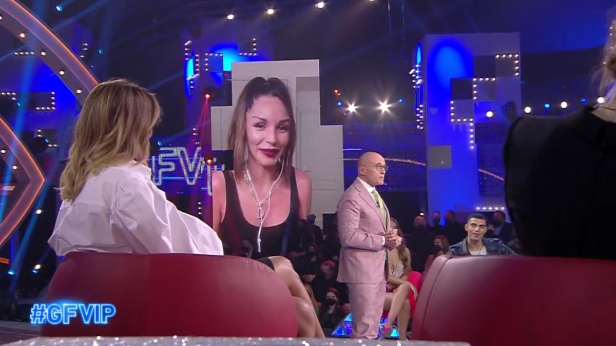 delia duran gf vip 6 pausa alex belli