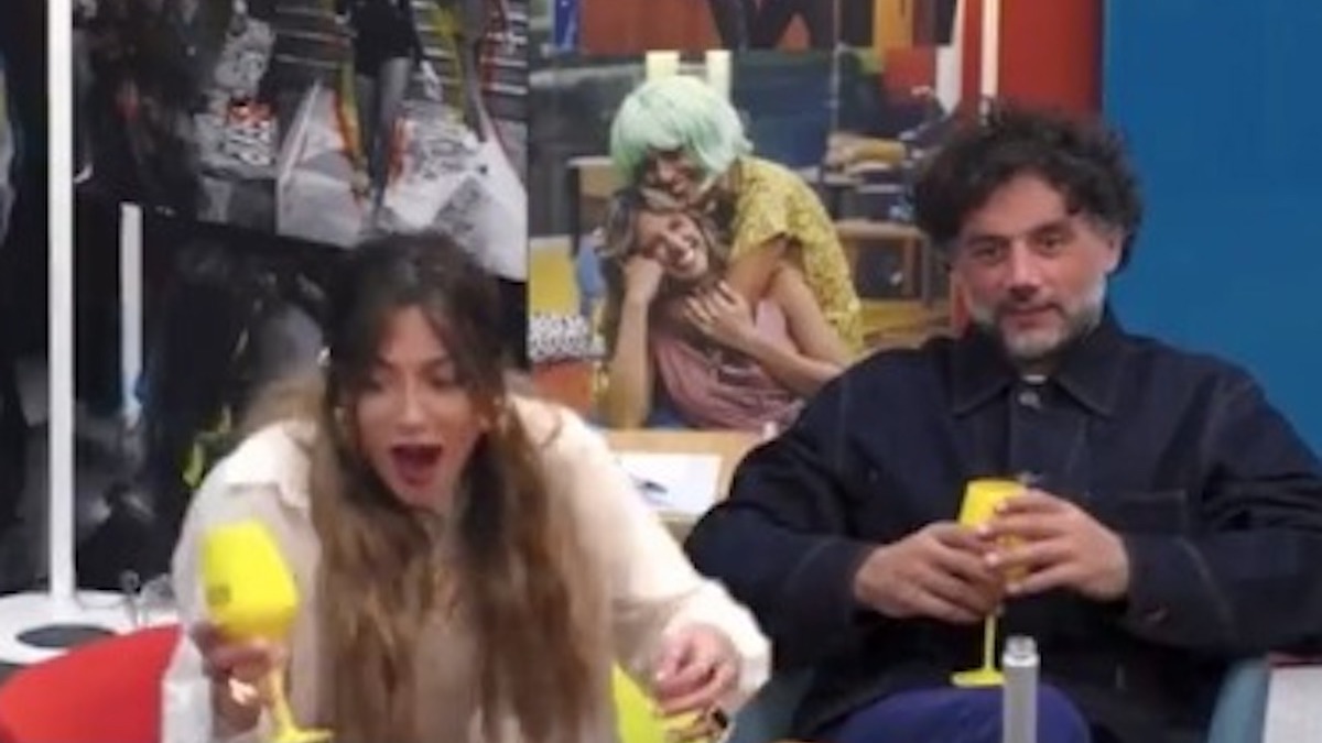 Barù GF Vip infilare uccello