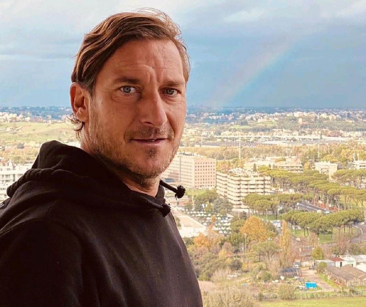 Ilary Blasi regalo 300mila euro Francesco Totti borsa hermes