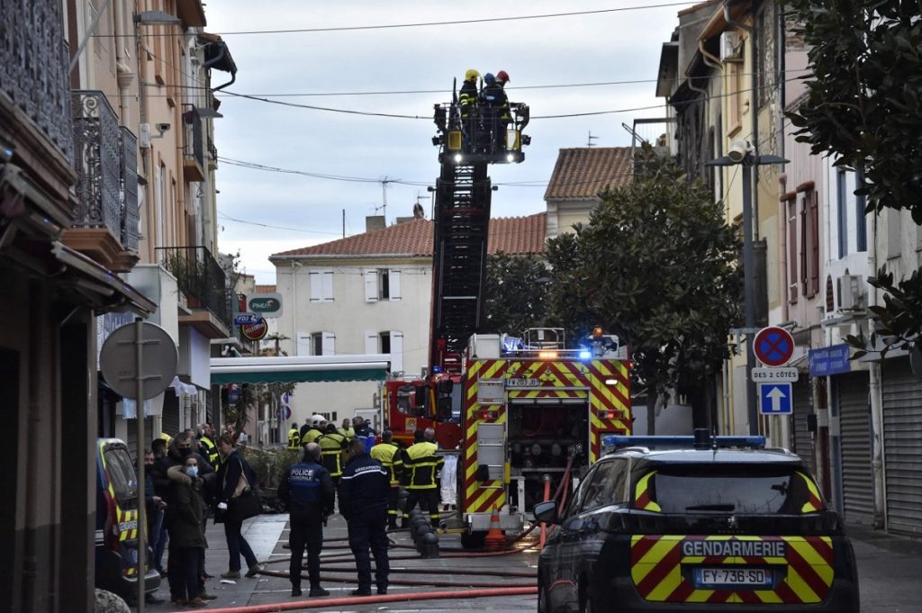 incendio palazzina Saint-Laurent-de-la-Salanque