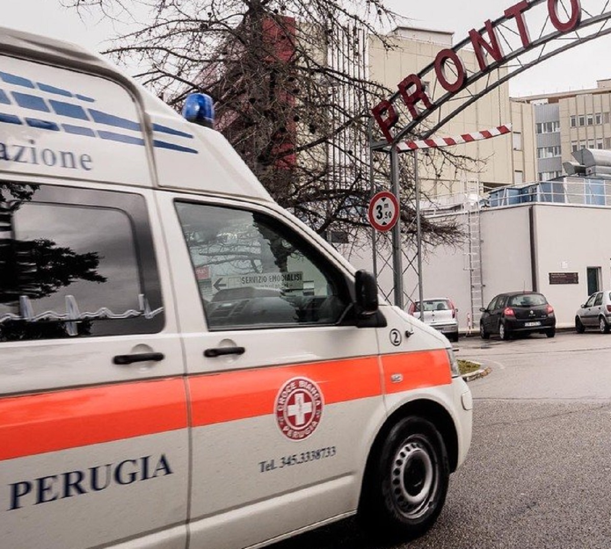 Perugia donna morta casa 41 anni malore