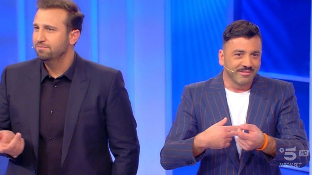 Pio e Amedeo c'è posta per te belen fedez