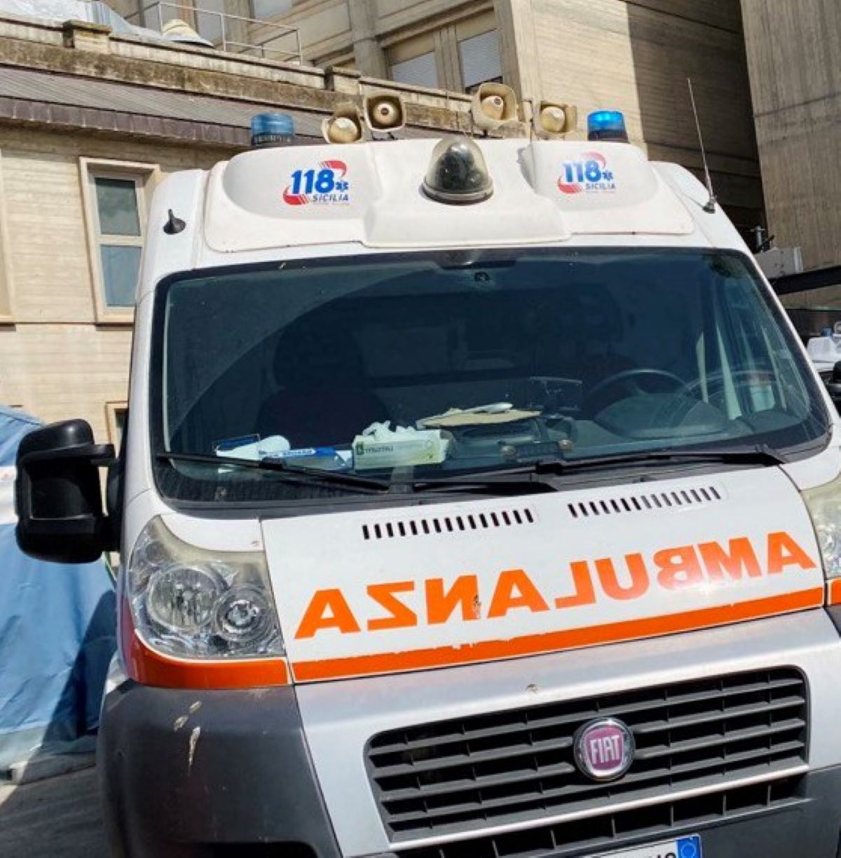 ambulanza soccorsi 118
