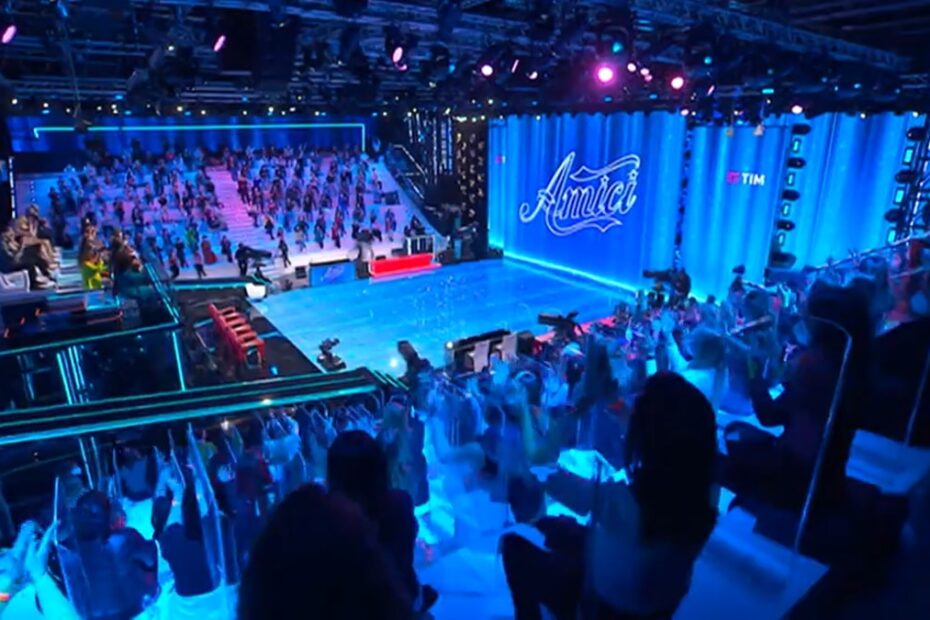 Amici 21 Polemica Giudici