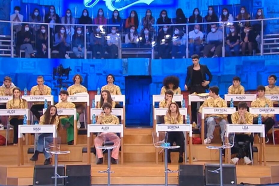 Amici secondo eliminato Giò Montana