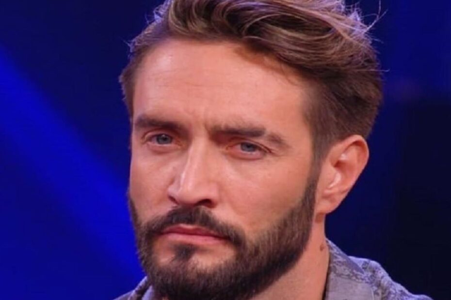 Alex Belli Insulti