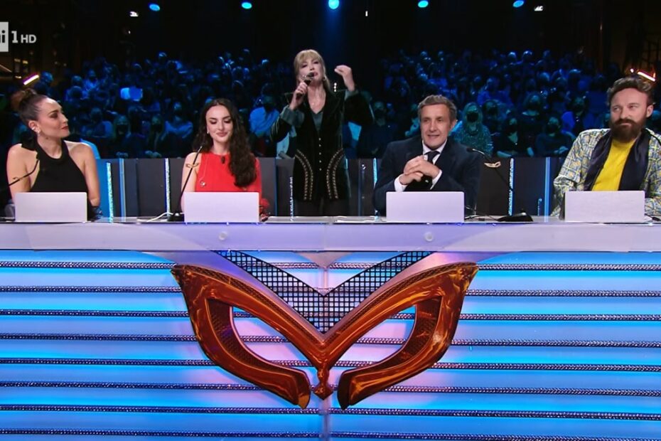 Il Cantante Mascherato Attacchi Milly Carlucci
