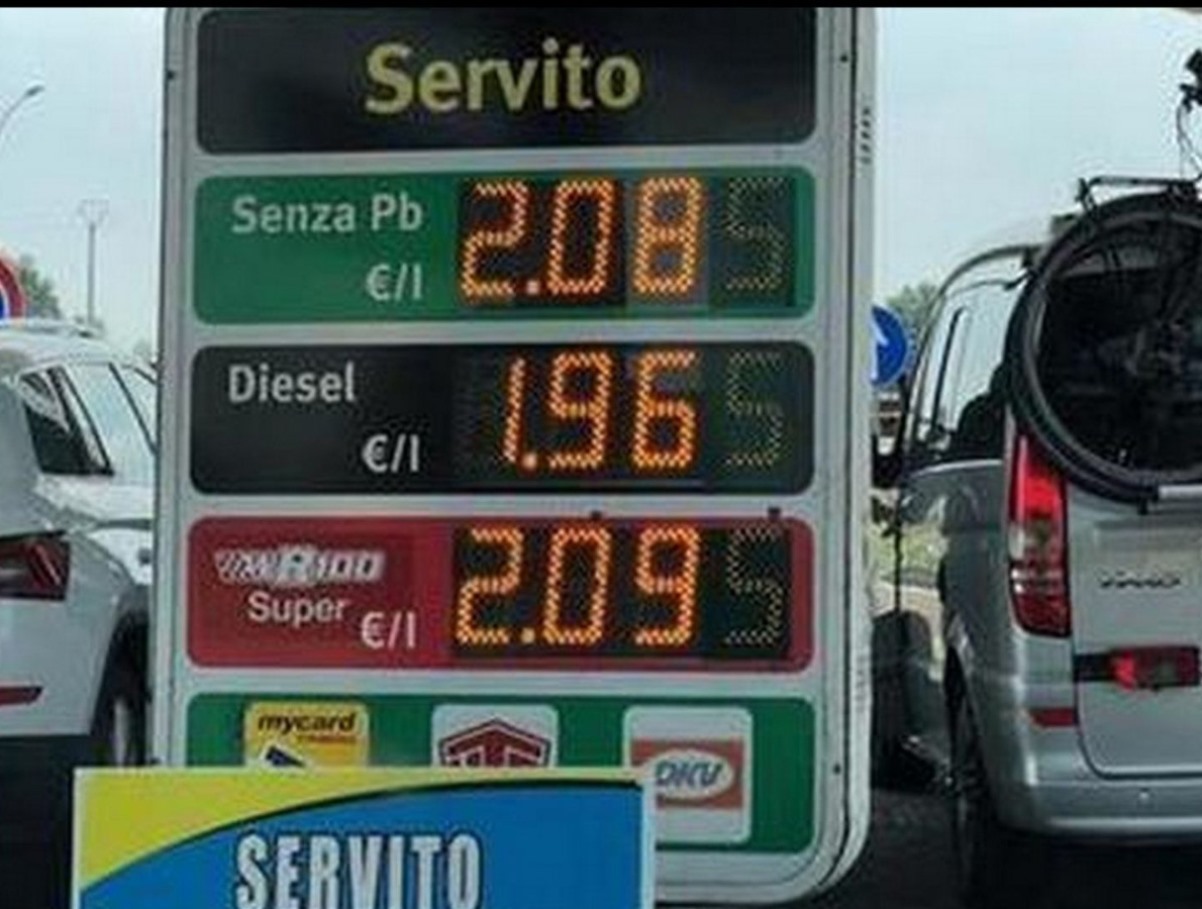 benzina gasolio prezzi impennata