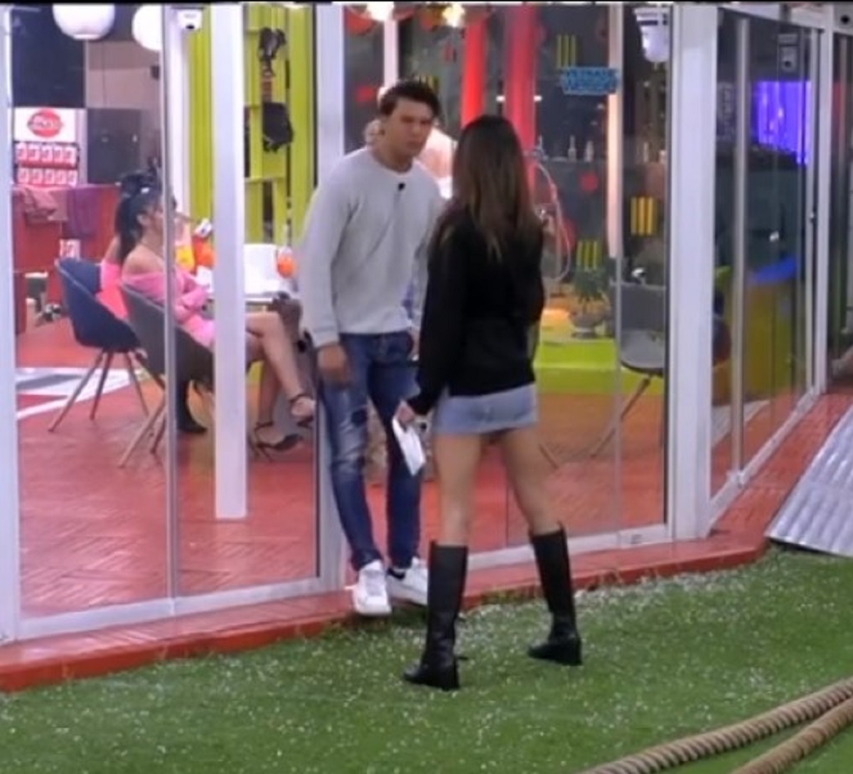 delia duran flirt antonio medugno