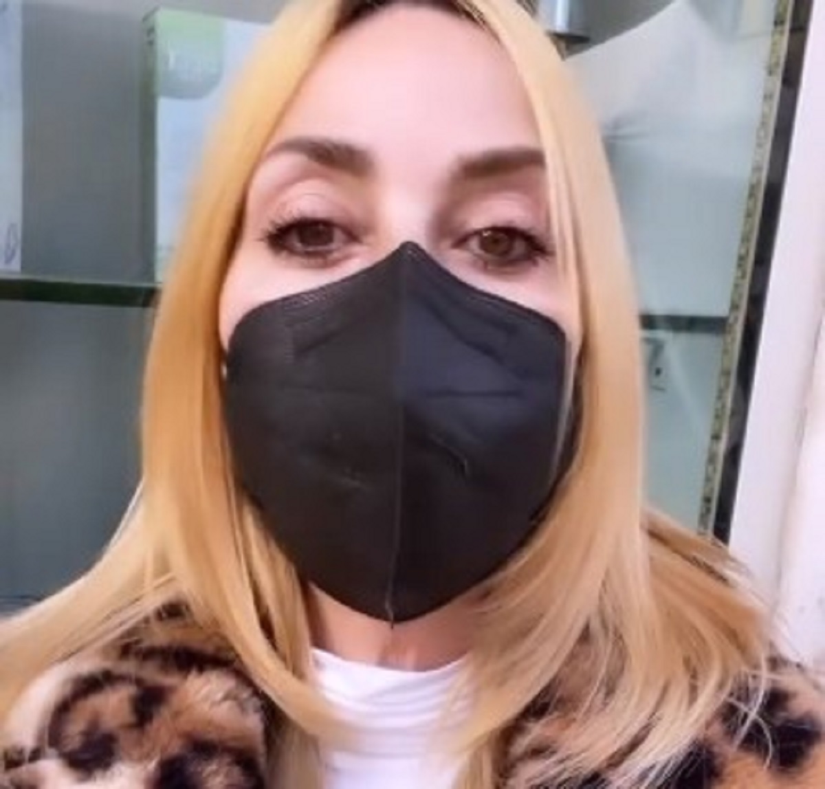 Stefania Orlando messaggio salute malissimo preoccupazione