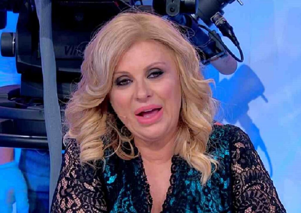 tina cipollari critica gemma galgani 