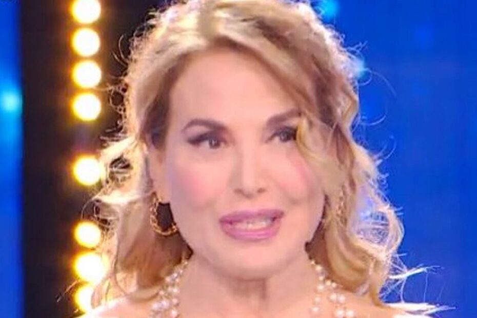 Barbara D'Urso bugia ascolti Pupa Secchione Selvaggia Lucarelli b