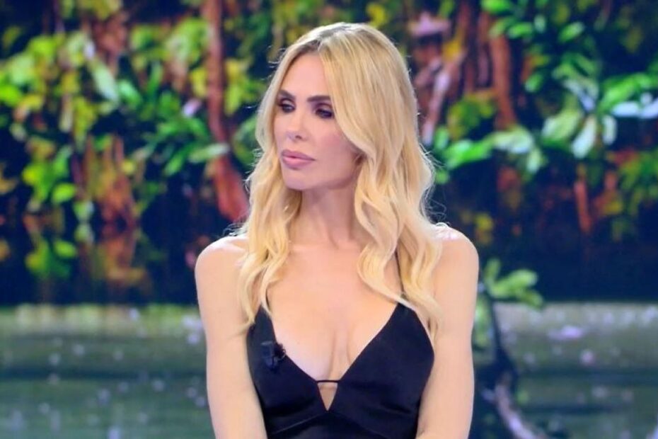 L'Isola dei Famosi Stop Giovedì