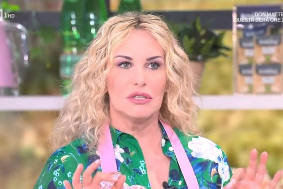 Antonella Clerici Figlia Maelle Denuncia