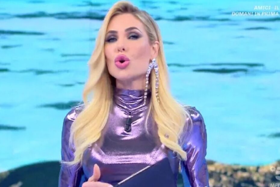 Isola dei Famosi 202 lite Laura Maddaloni Guandalina Tavassi