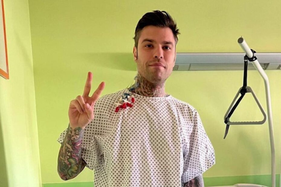 Fedez Tumore Messaggio Mark Hoppus