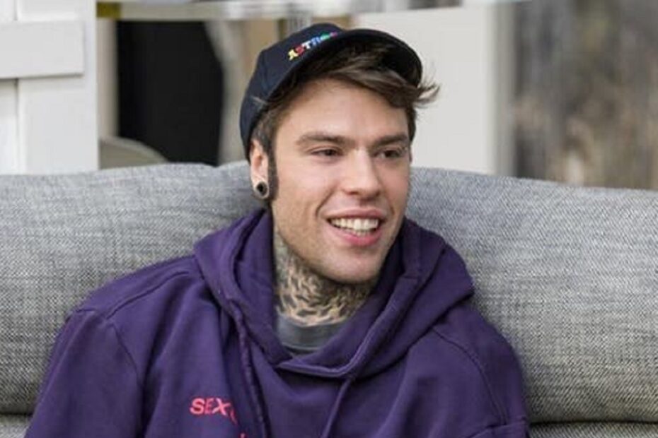 Fedez Dono Furgone Ucraina Croce Rossa