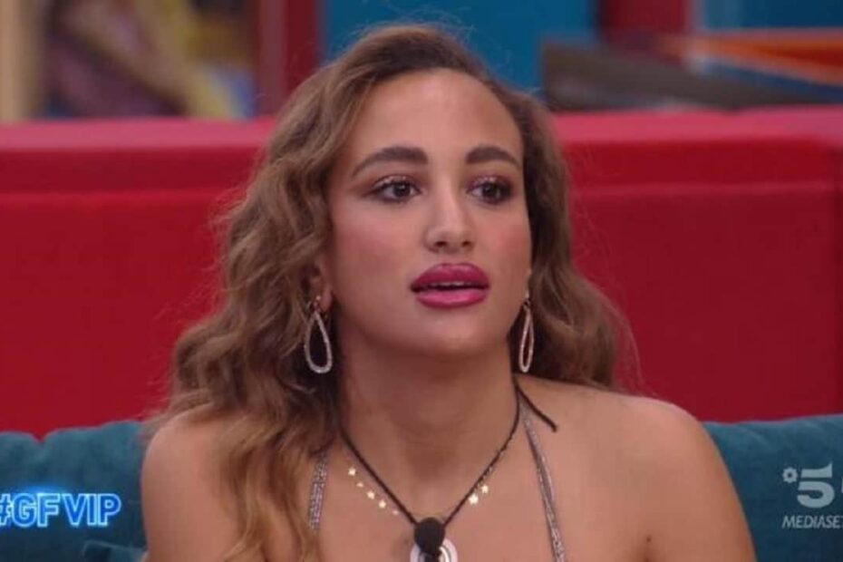 Isola dei Famosi 2022 Clarissa Selassié si dichiara Alessandro Iannoni