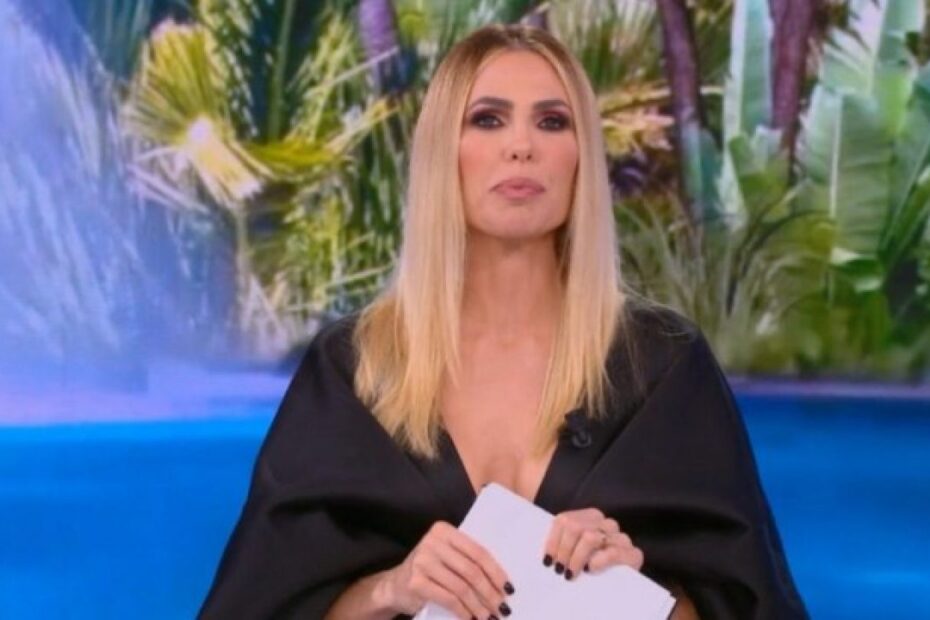 Isola dei Famosi 2022 gaffe Ilary Blasi patata