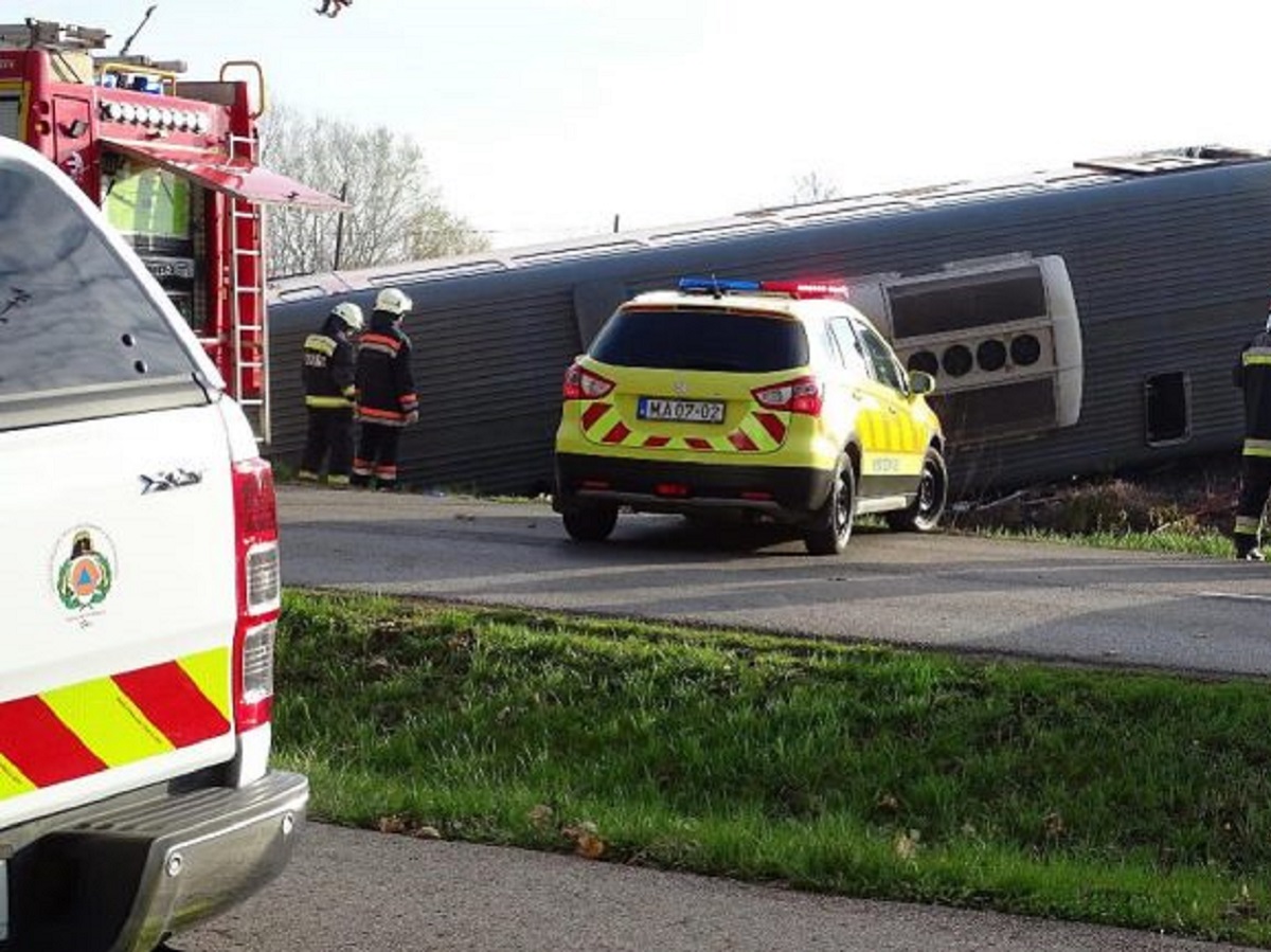 soccorsi incidente ferroviario ungheria