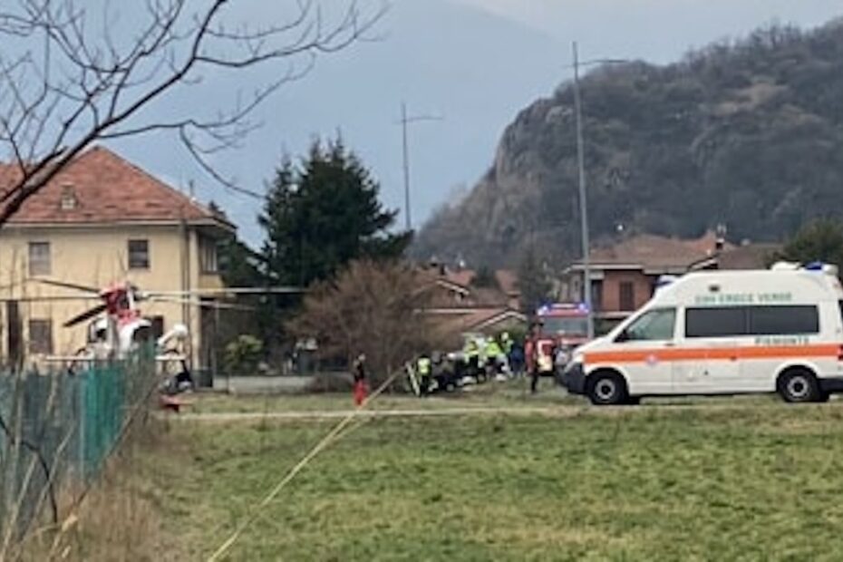 Incidente moto morto uomo ferite