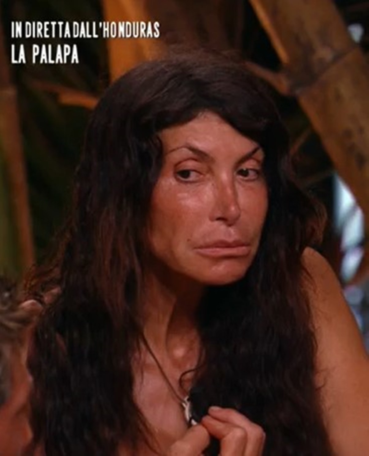 Carmen Di Pietro ritocchi sull'Isola dei Famosi