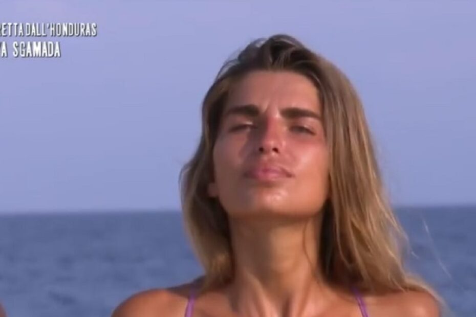 Estefania Gennaio insieme Isola famosi roger rosica