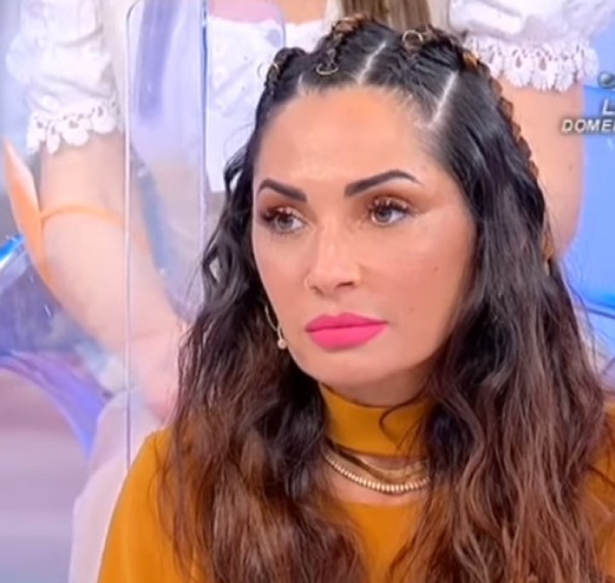 maria de filippi rimprovera riccardo guarnieri 