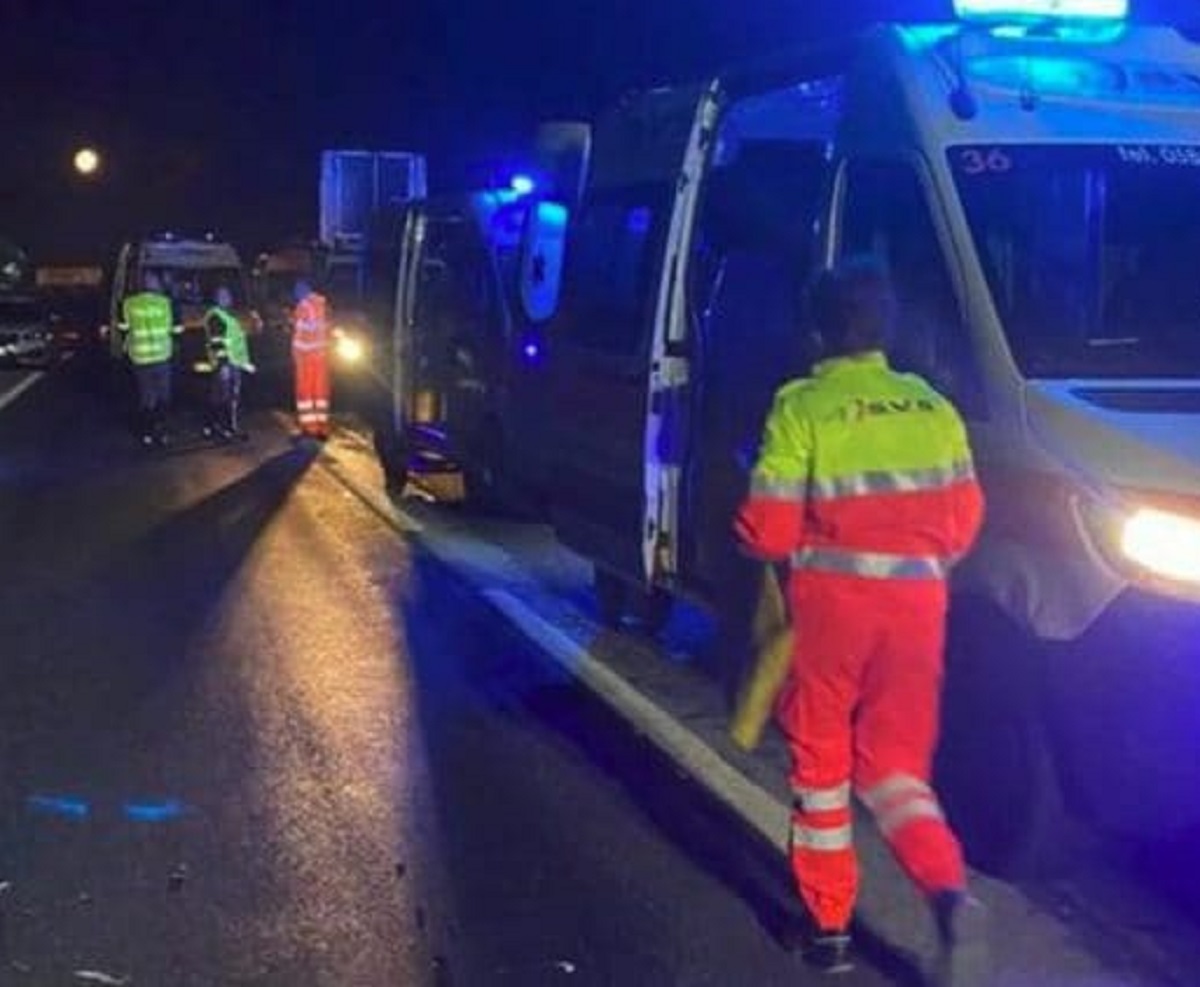 Jacopo Varriale incidente morto 36 anni contromano