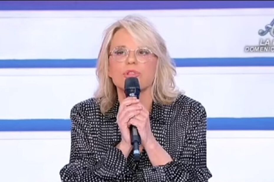 maria de filippi critica riccardo guarnieri