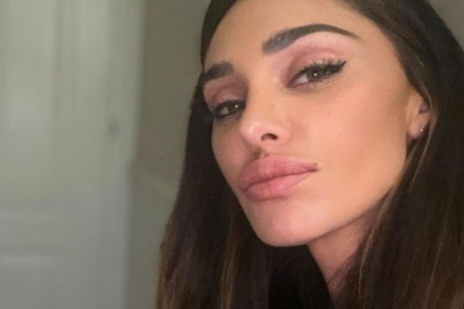Belen Rodriguez Critiche Foto