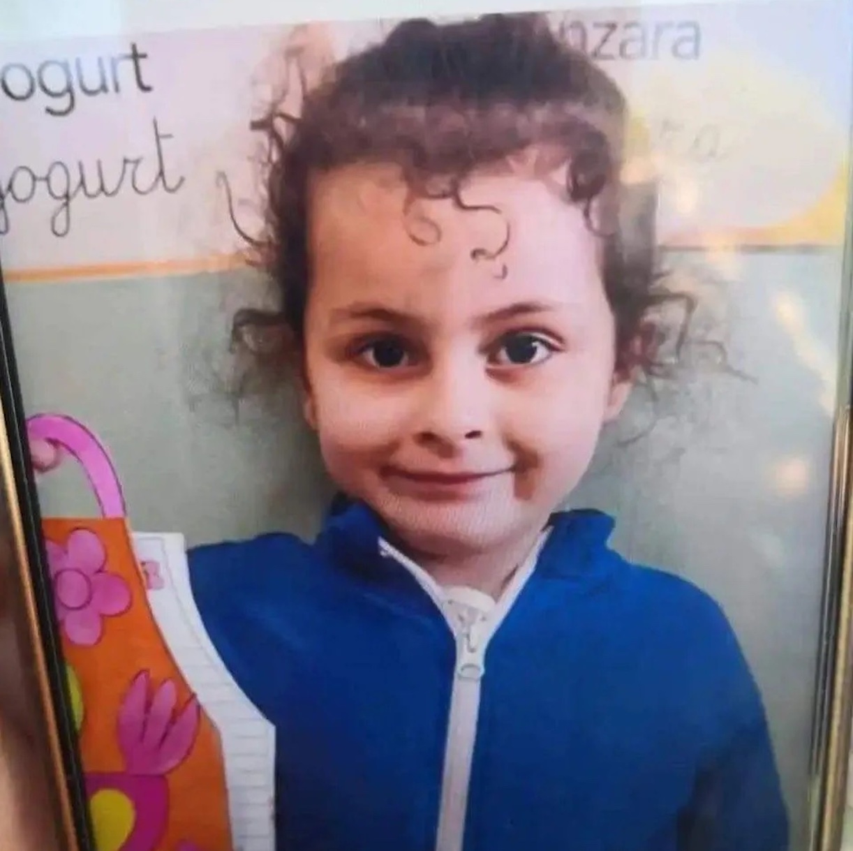 È stato trovato nella casa della bimba elena del pozzo sangue