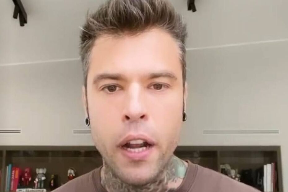fedez furioso con chi l’ha definito narcisista