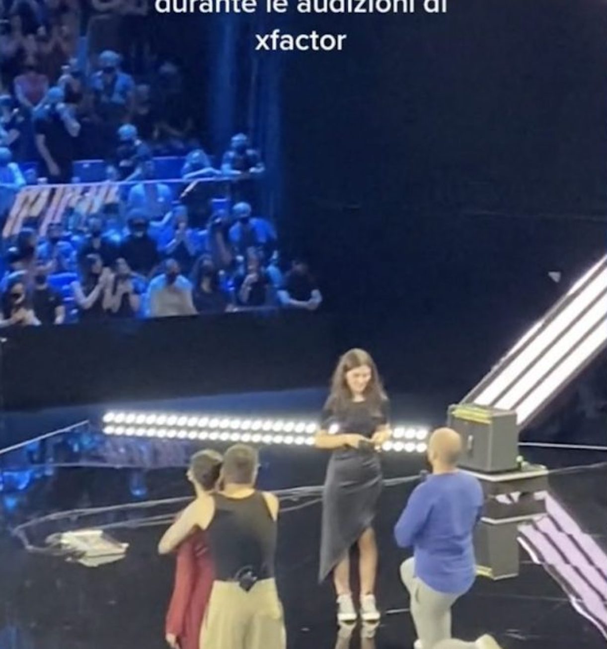 Proposta di matrimonio a X Factor fedez