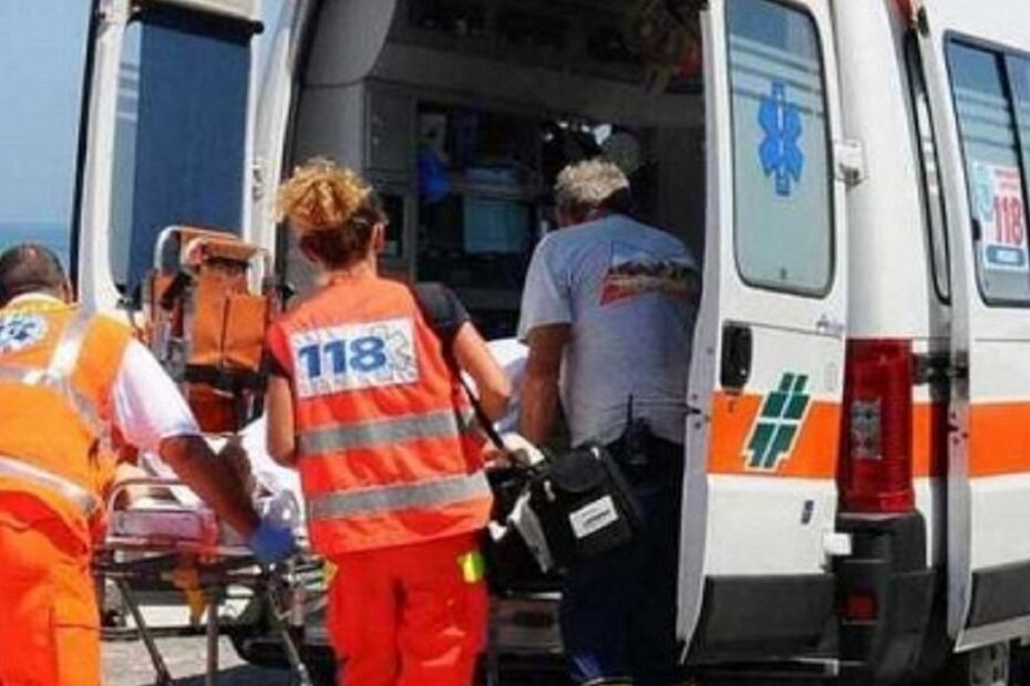 gabicce malore donna morta spiaggia