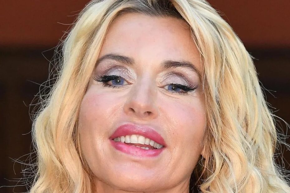 valeria marini bacio nuovo fidanzato