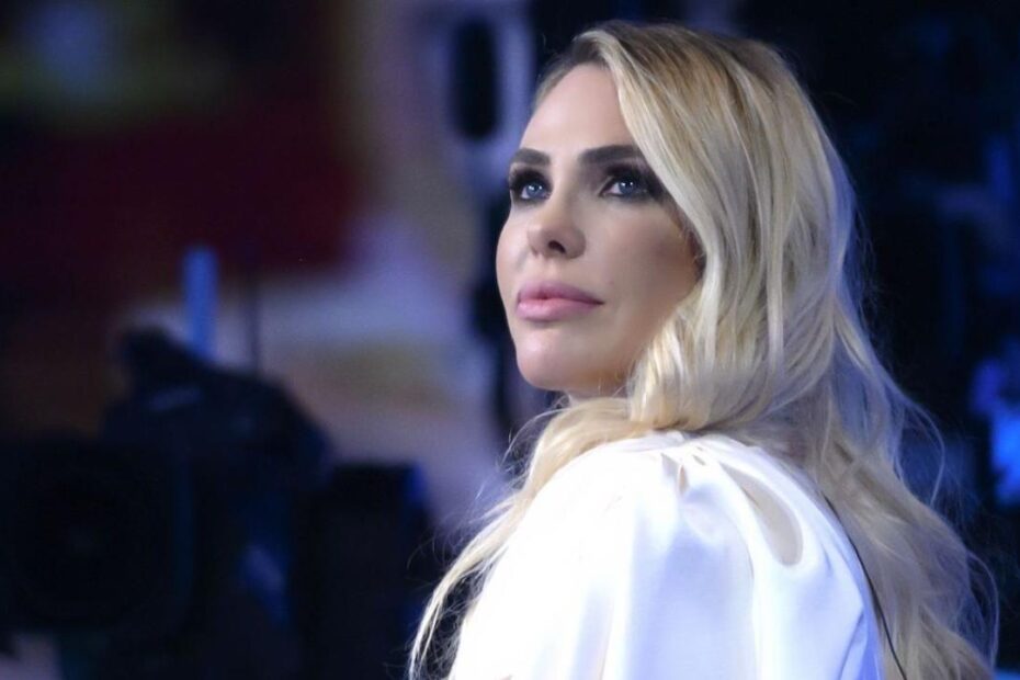 Ilary Blasi Attacco Selvaggia Lucarelli