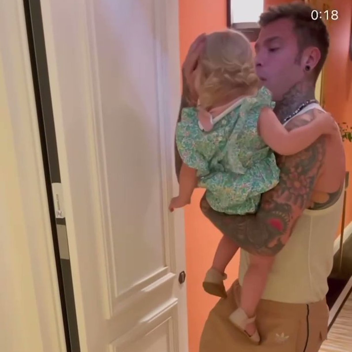 Fedez padre orribile