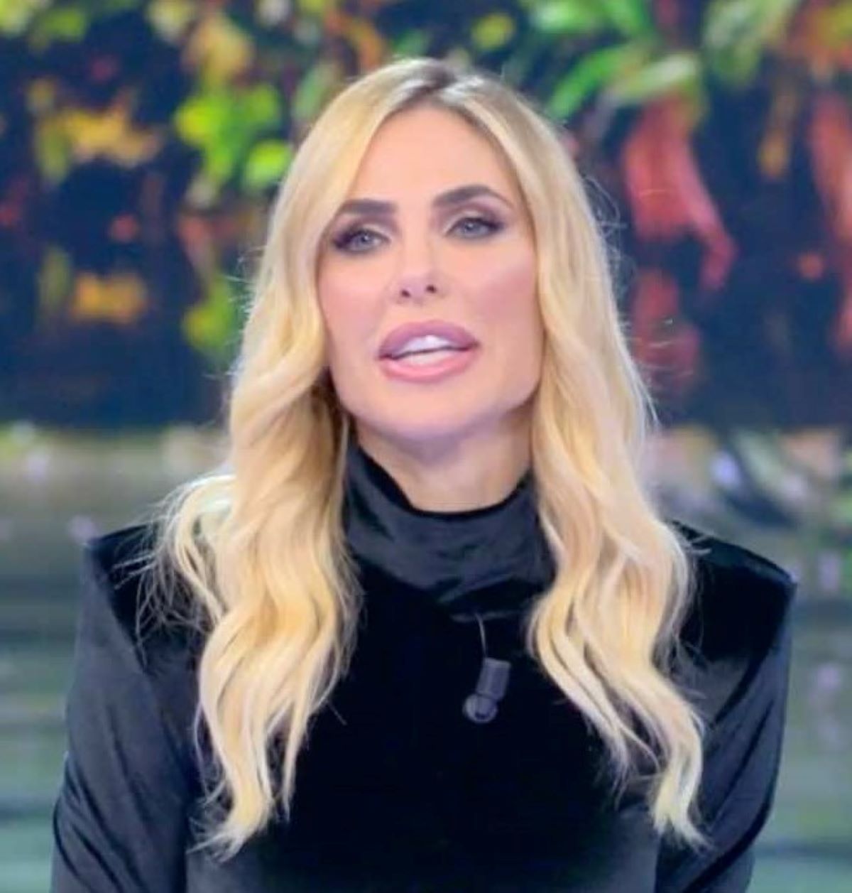 Ilary Blasi Attacco Selvaggia Lucarelli