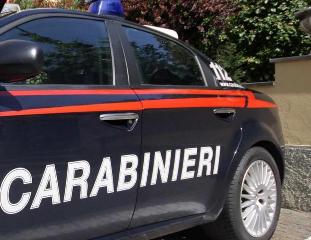 auto carabinieri