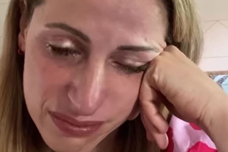 Clio è finita nella bufera
