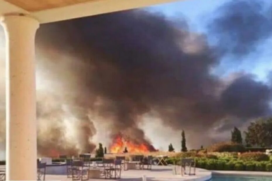 incendio grecia resort amanzoe
