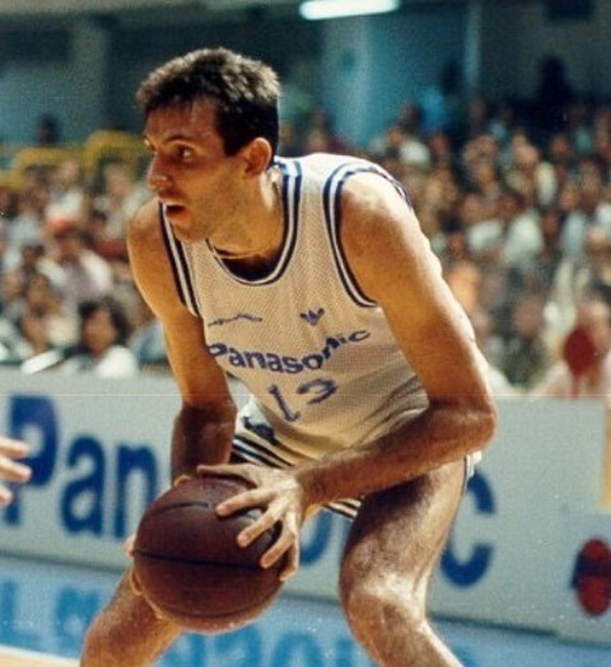 Morto Gustavo Tolotti basket