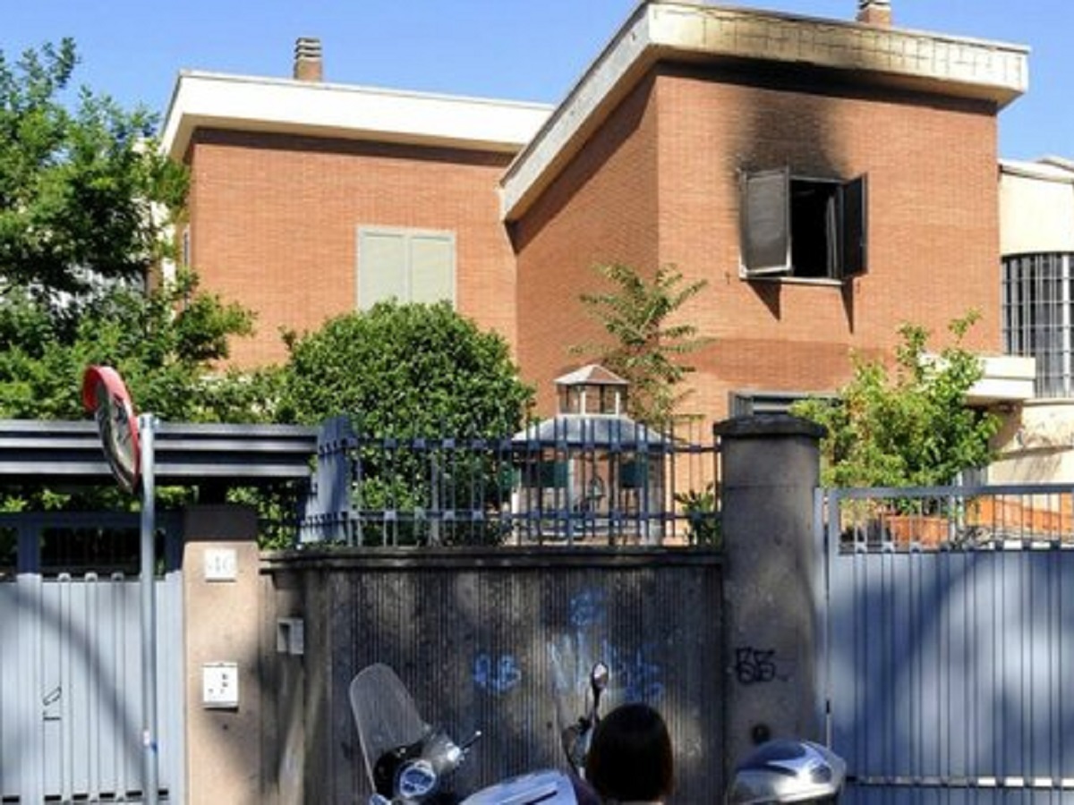 Roma incendio morti madre e figlio