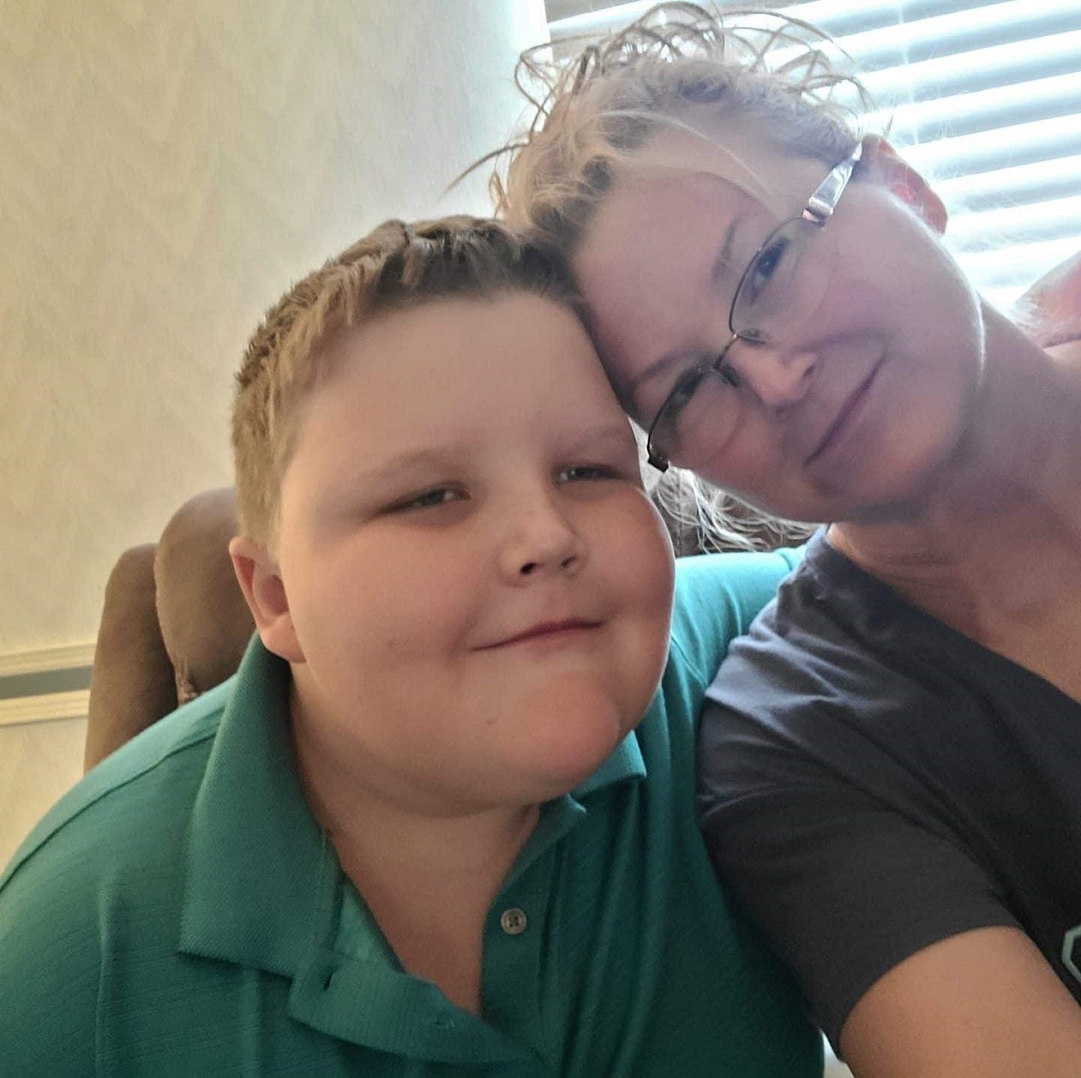 Bambino di 11 anni morto accoltellato nella notte per mano della madre